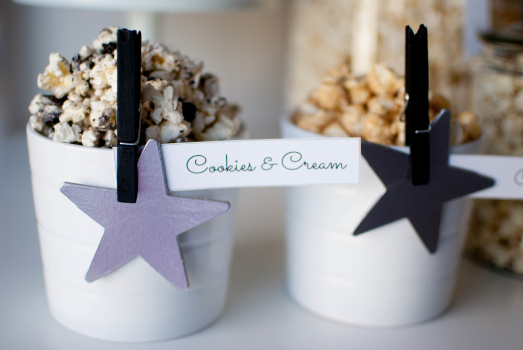 {Oscar Party Ideas} Cookies & Cream Popcorn