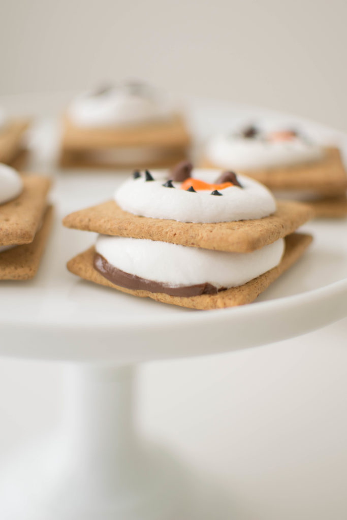 DIY Snowman S'mores Holiday Gift Idea