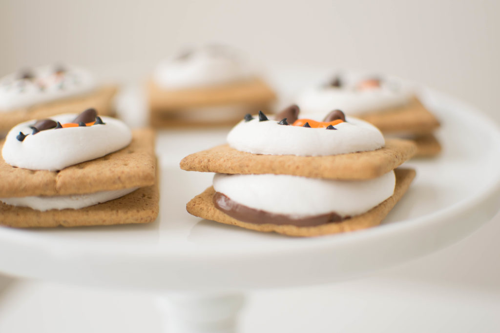DIY Snowman S'mores Holiday Gift Idea