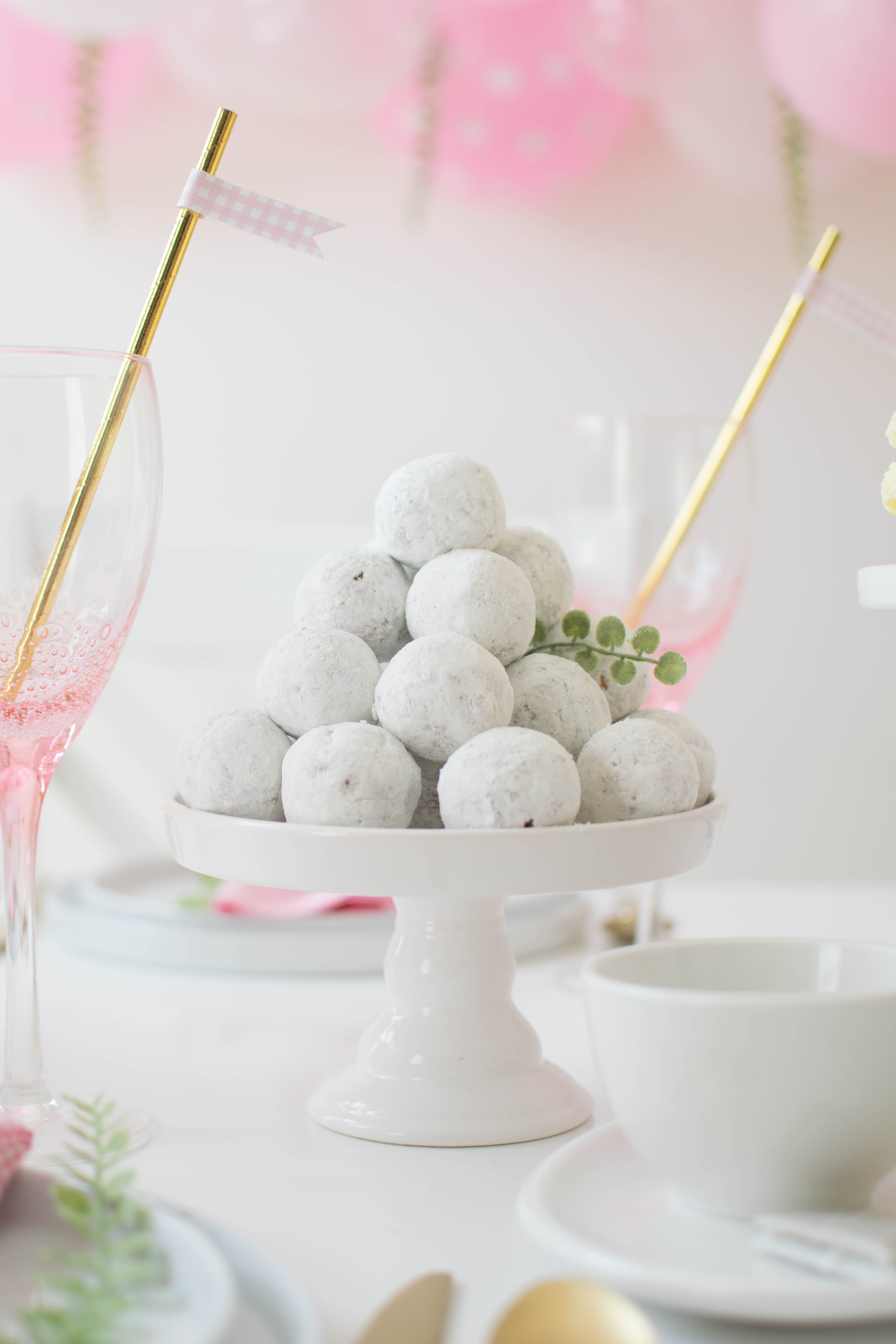 Host a Lovely Modern Spring Tea Party