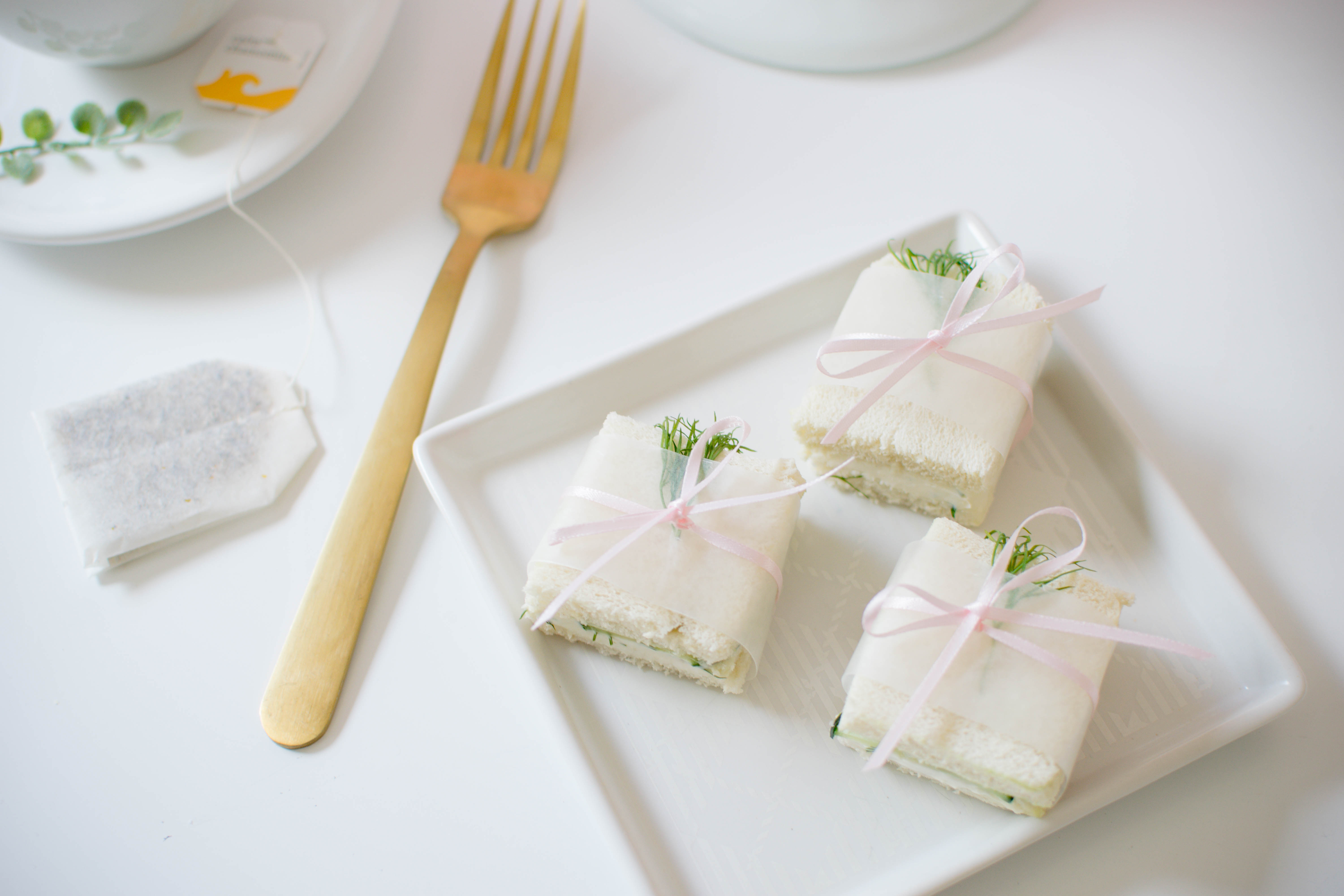 Host a Lovely Modern Spring Tea Party