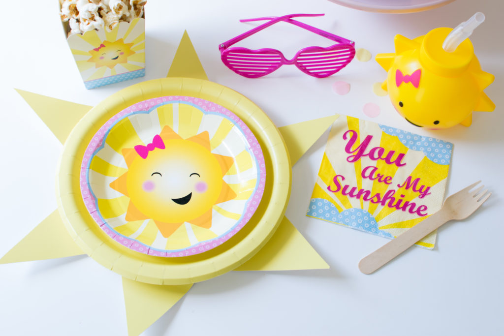 DIY ‘You are my sunshine’ party plate