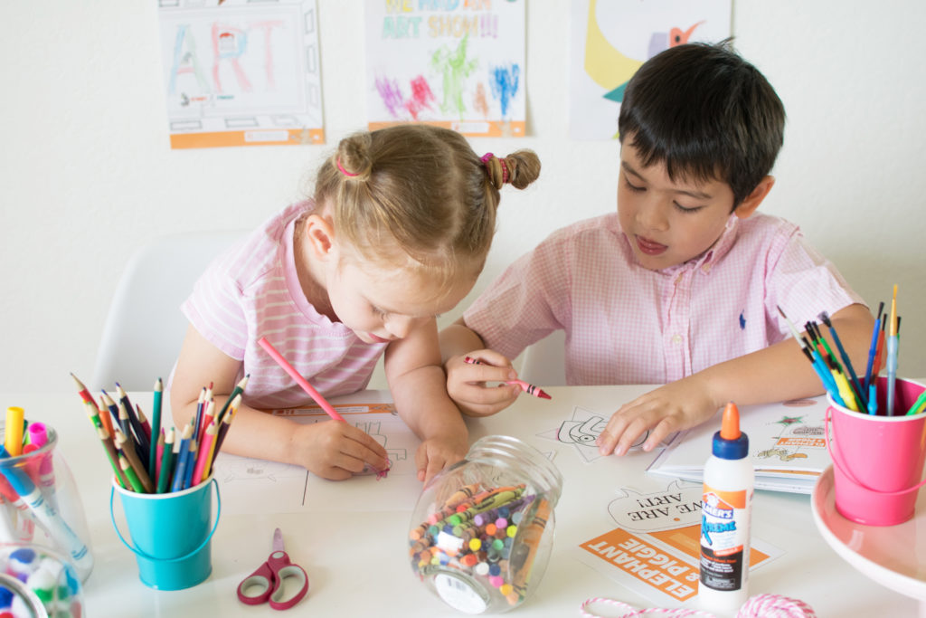 Elephant & Piggie Art Party with Disney Books