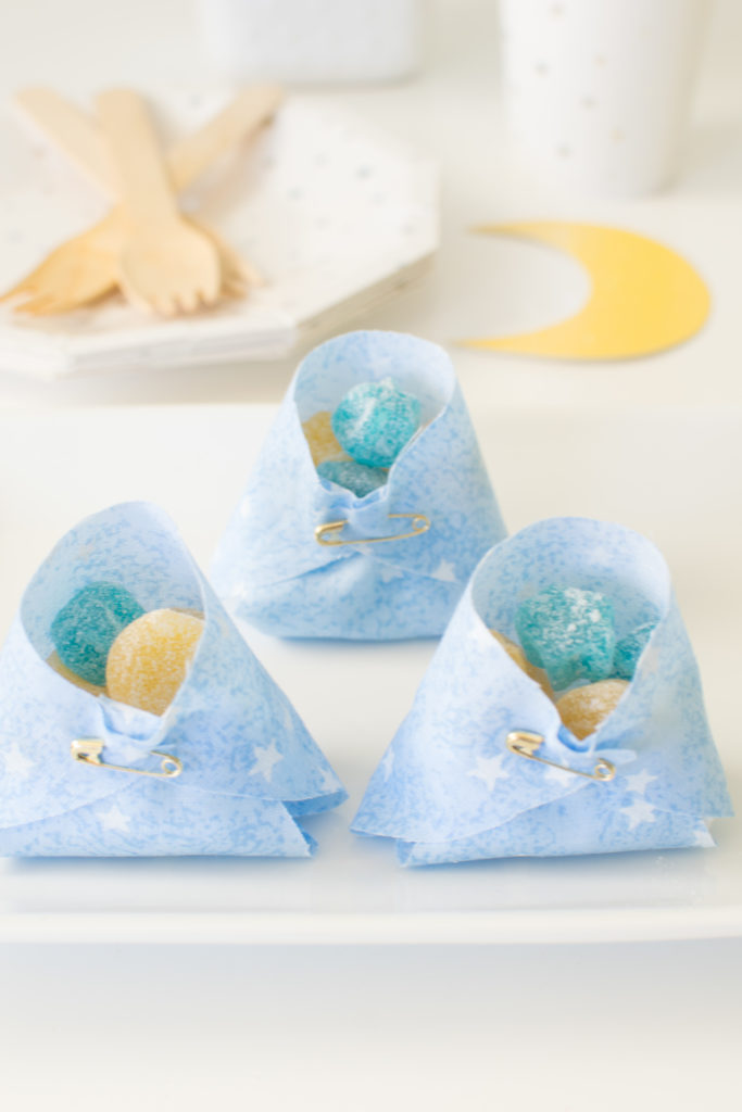 How to Host a Good Night Moon Themed Baby Shower