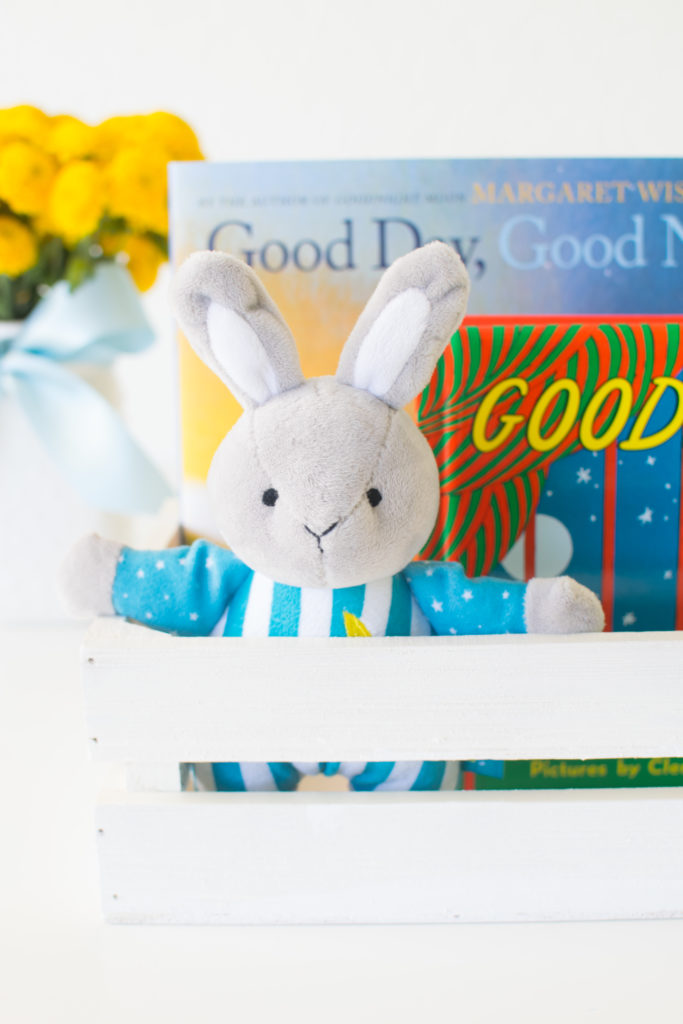 How to Host a Good Night Moon Themed Baby Shower