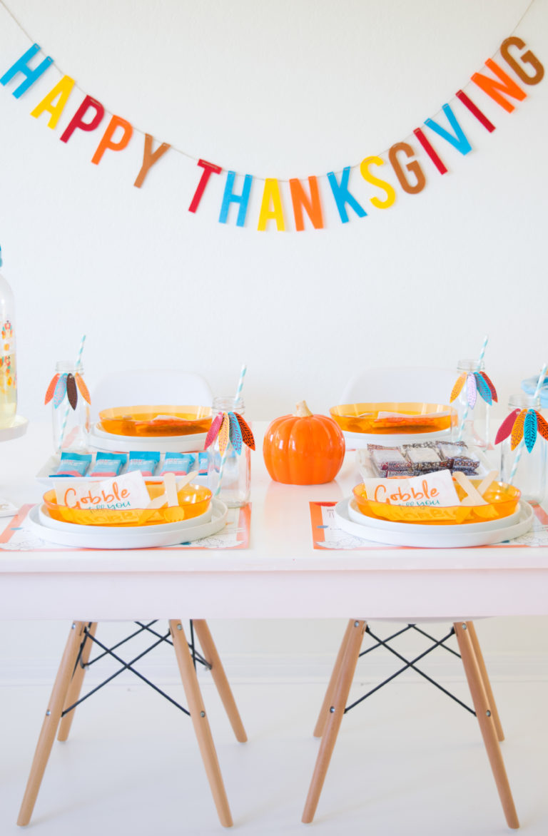 Kids Thanksgiving Table & a Bar That Saves Lives