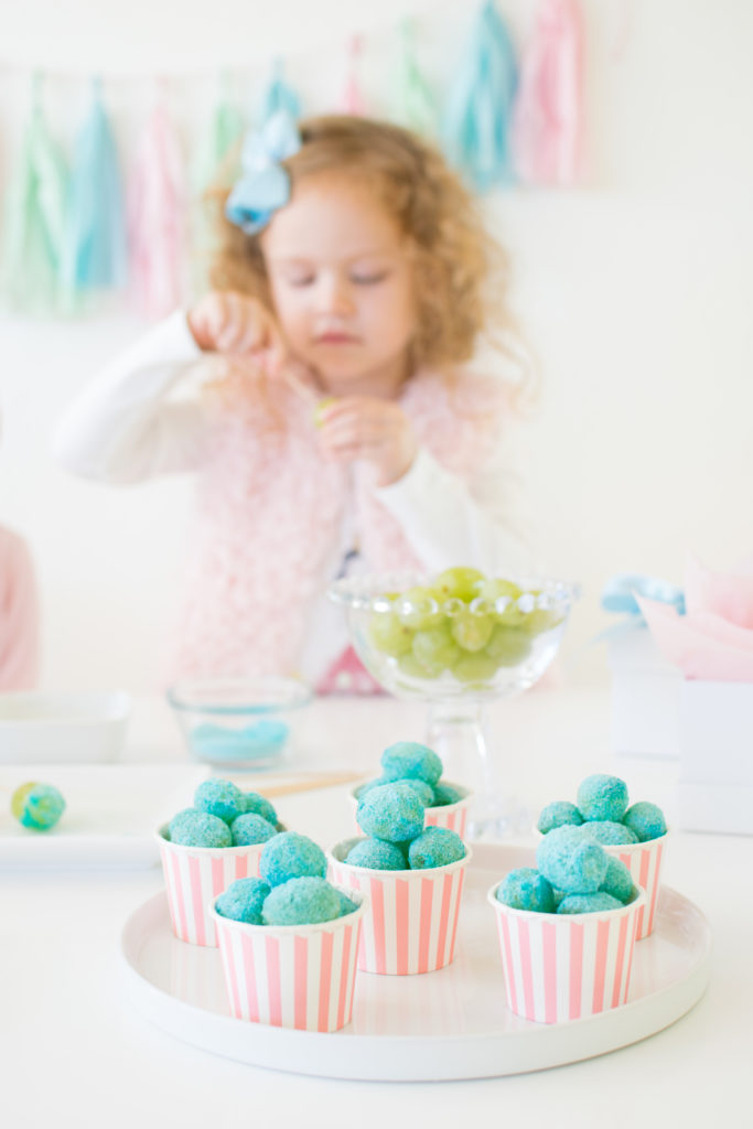 How to make berry blue candied grapes