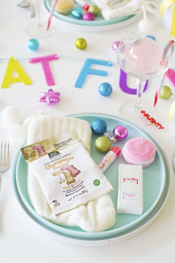 A Modern Holiday Tablescape. Throw a Stocking Stuffer Party.