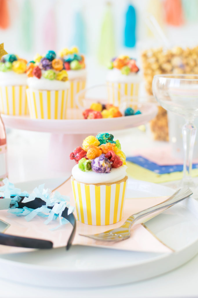 The Oscars Party/Host a Hollywood Movie Night Party