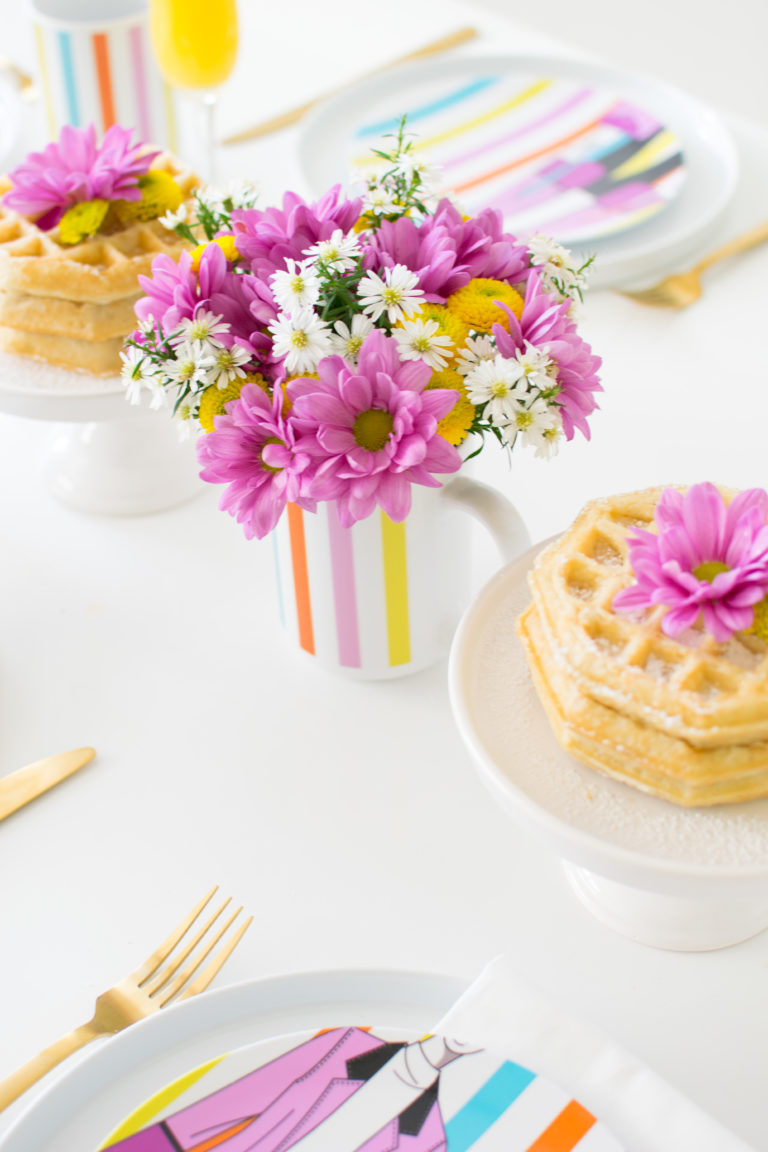 How to host a Simple Mother's Day Breakfast to celebrate your mom