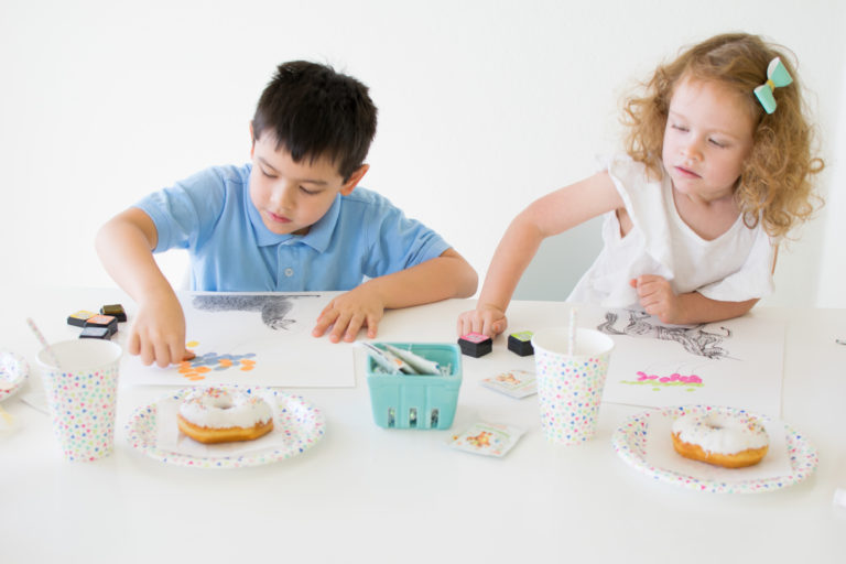 How to Host a Kids Fingerprint Art Play Date