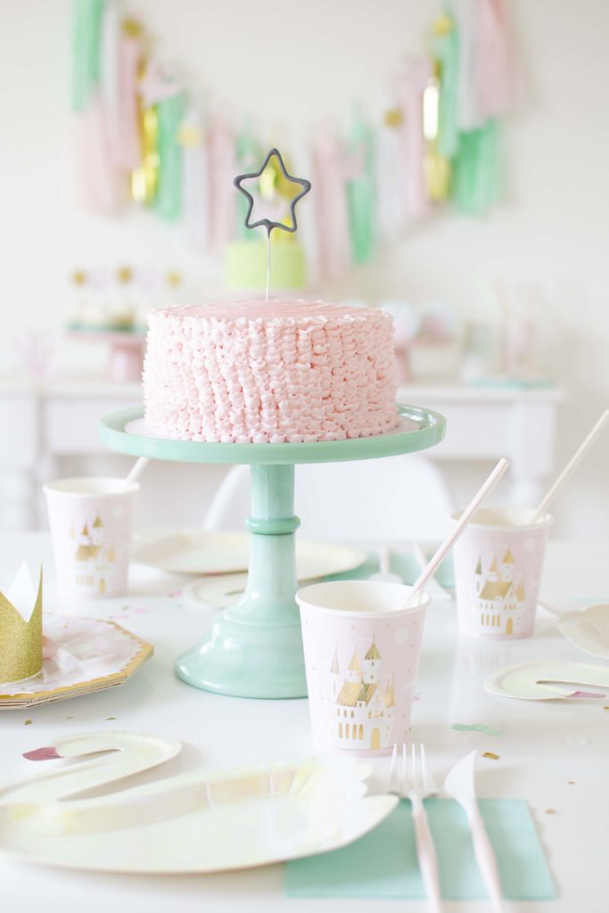 Throw a Sweet Swan Birthday Party for your little princess