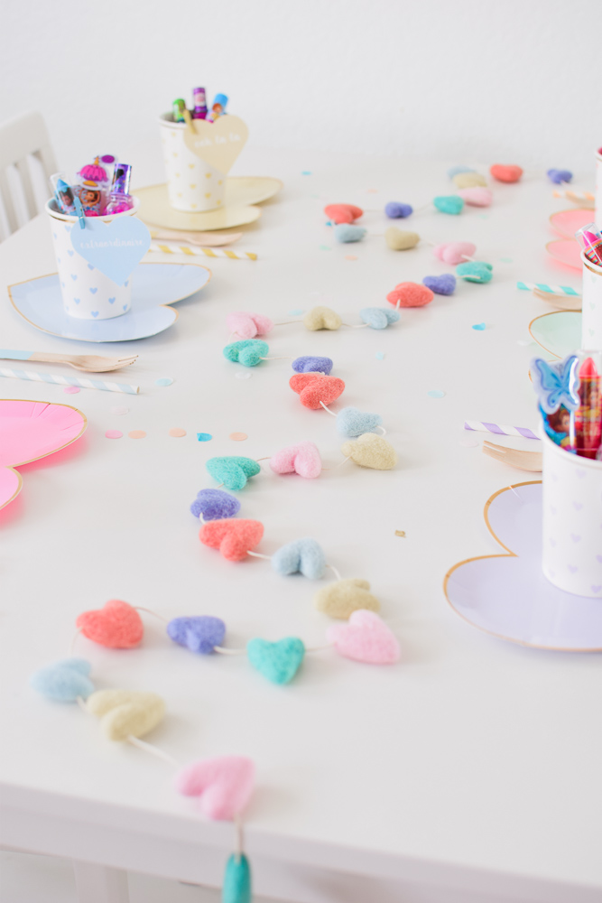 Host an Adorable Fancy Nancy Playdate