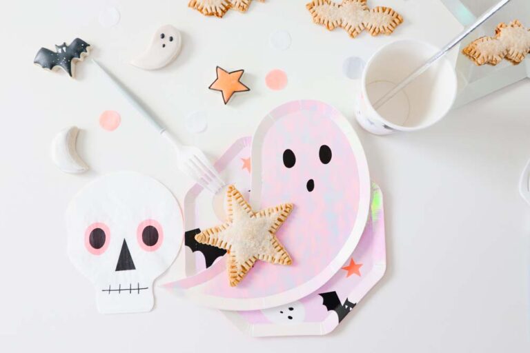 A Faboolous Iridescent Halloween Party