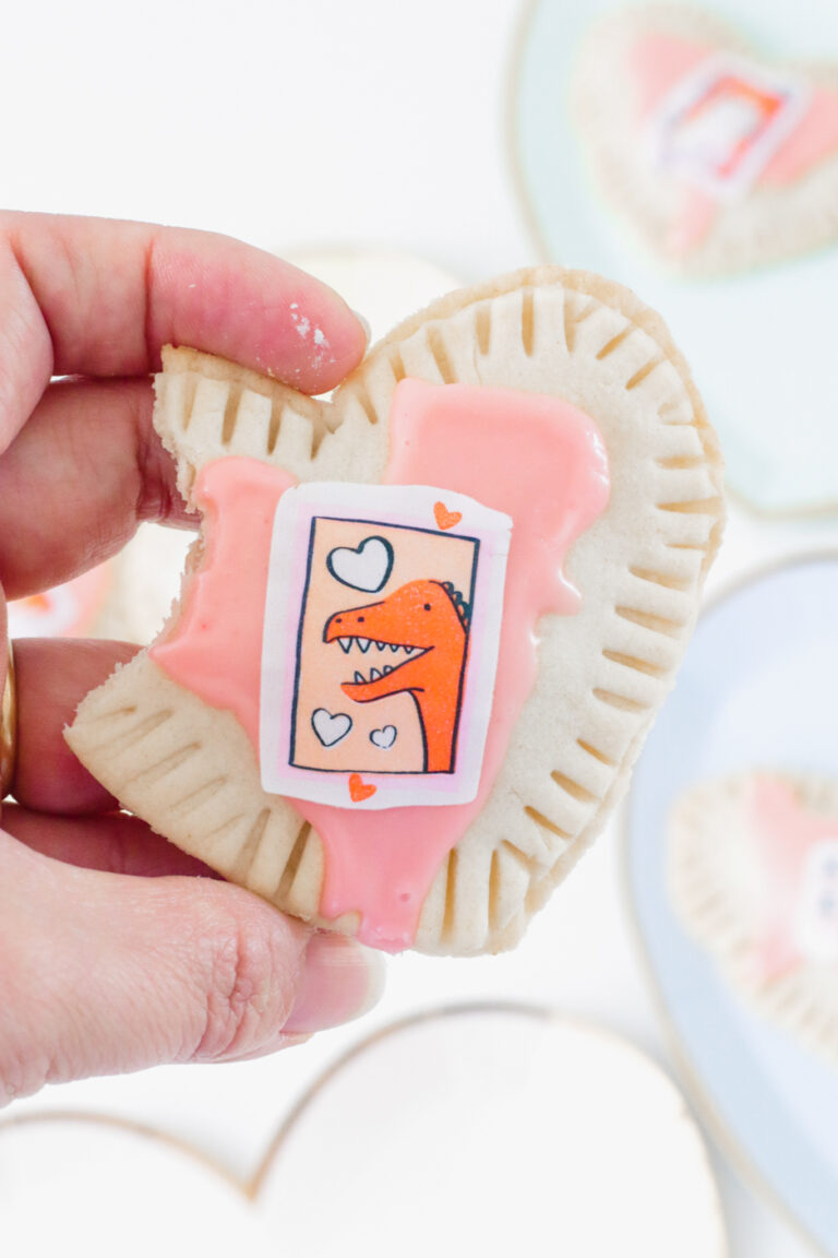 Valentine’s Day Strawberry Pop Tarts