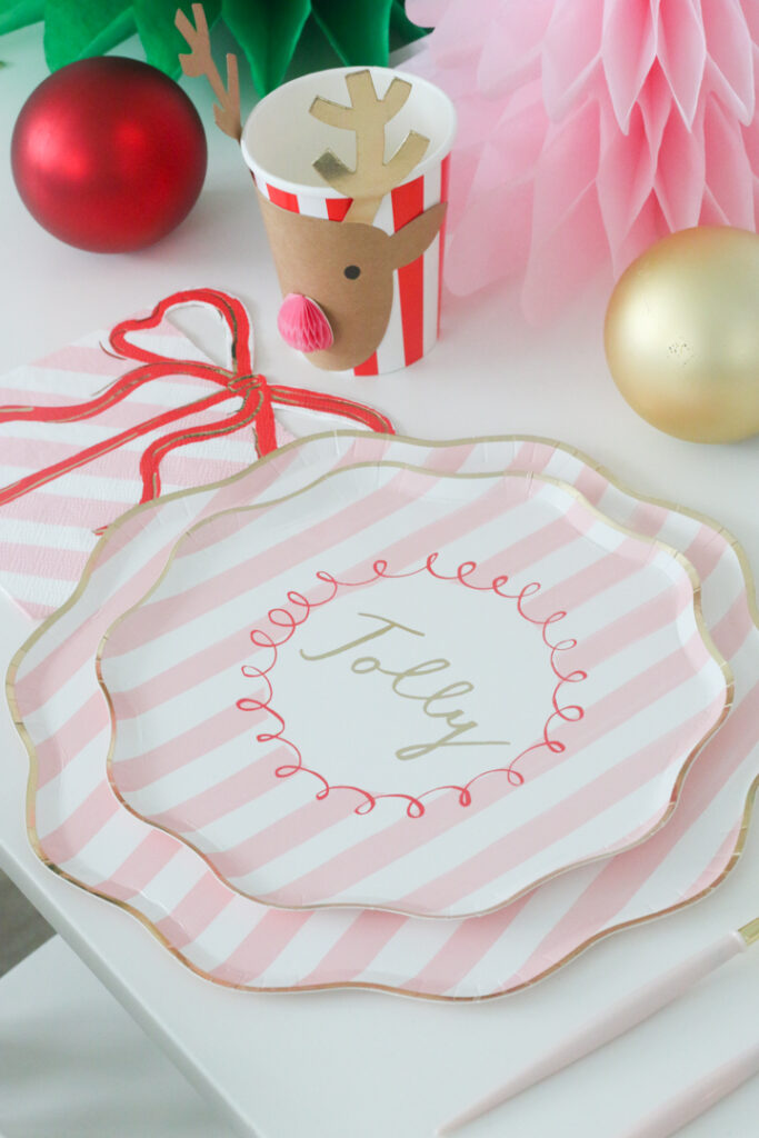 Fun Ways to Incorporate Modular Cake Stands Into Your Next Holiday Party