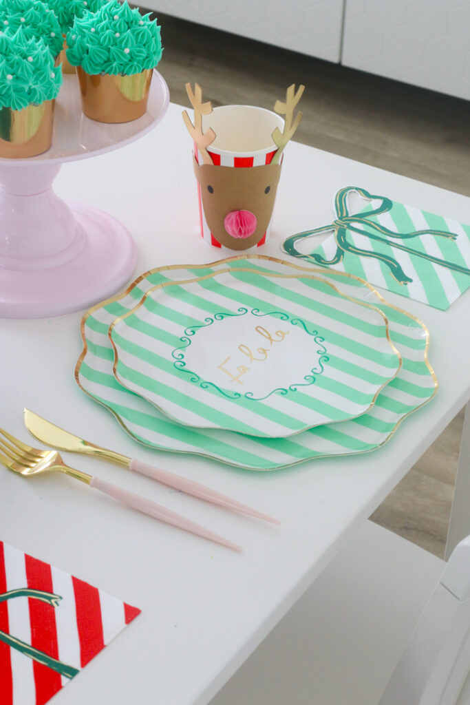 Fun Ways to Incorporate Modular Cake Stands Into Your Next Holiday Party