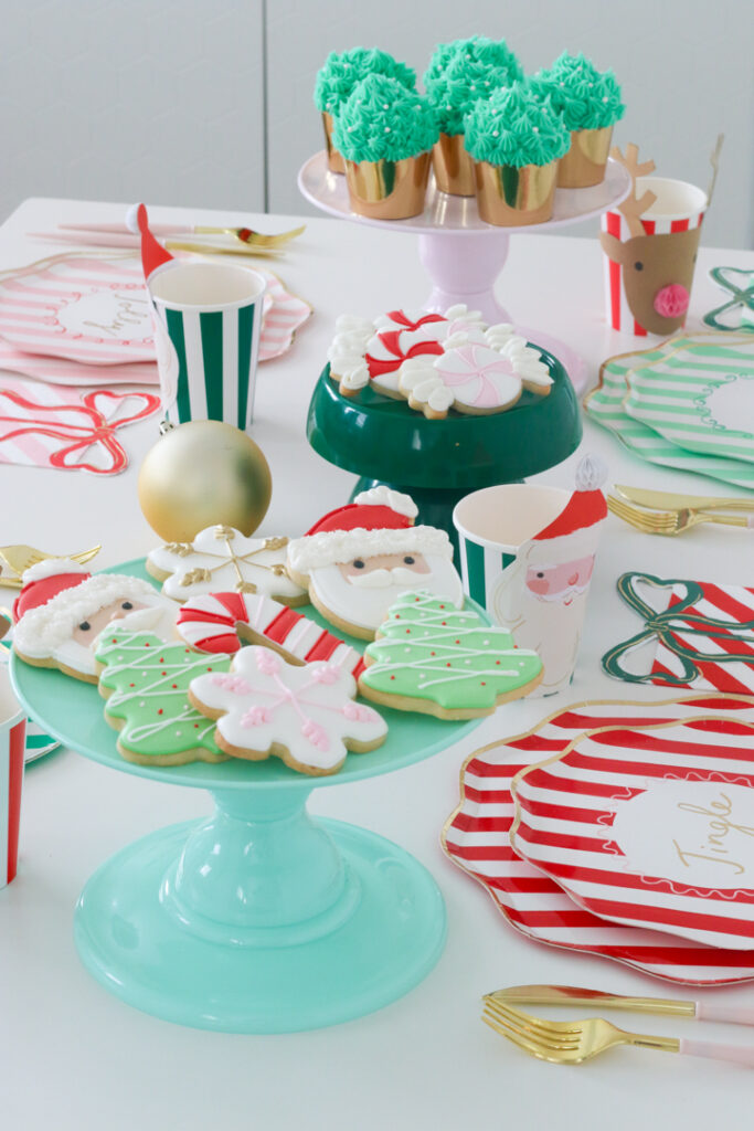 Fun Ways to Incorporate Modular Cake Stands Into Your Next Holiday Party