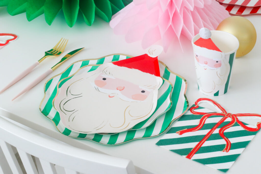 Fun Ways to Incorporate Modular Cake Stands Into Your Next Holiday Party