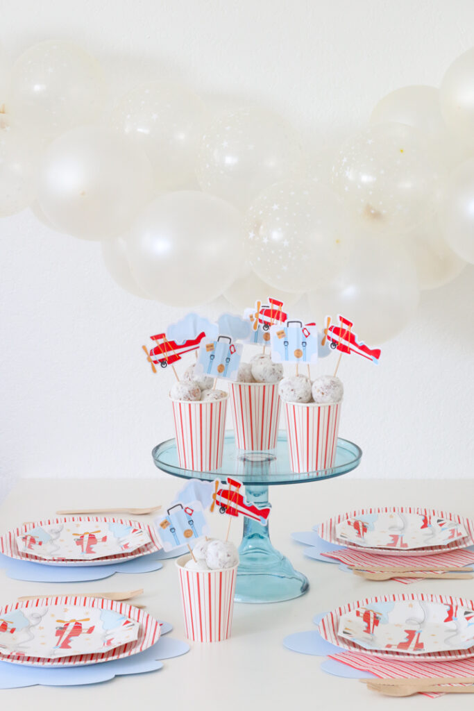 Festive Airplane Themed Party Ideas For Your Adventurous Kid